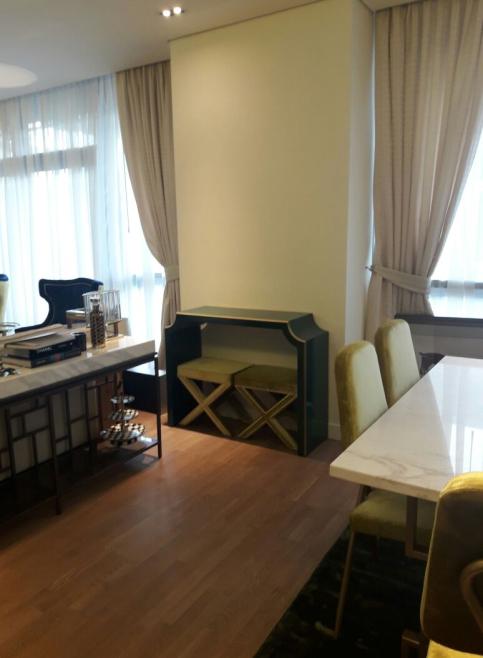 Private apartment dining and console area